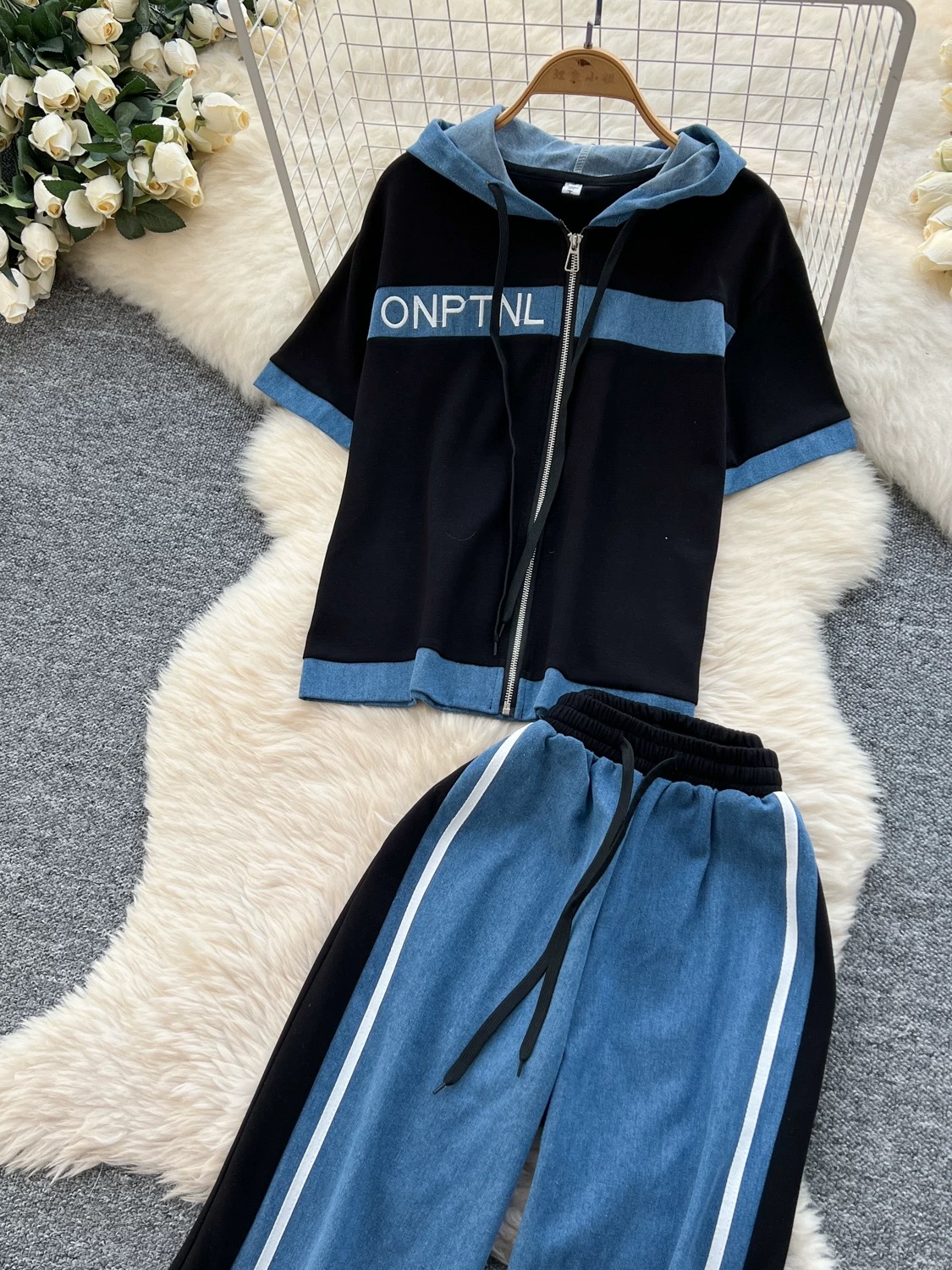 Outside is calling set DTP161 images